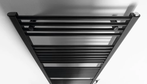 AQUALINE DIRECT-E elektromos fürdőszobai radiátor fűtőpatronnal, egyenes, 600x1320mm, 600W, fekete (ILE36TB)