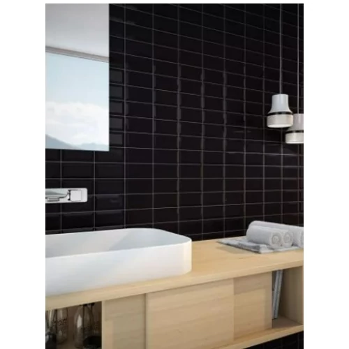 METRO BLACK MÉRET      *7.50*15.00